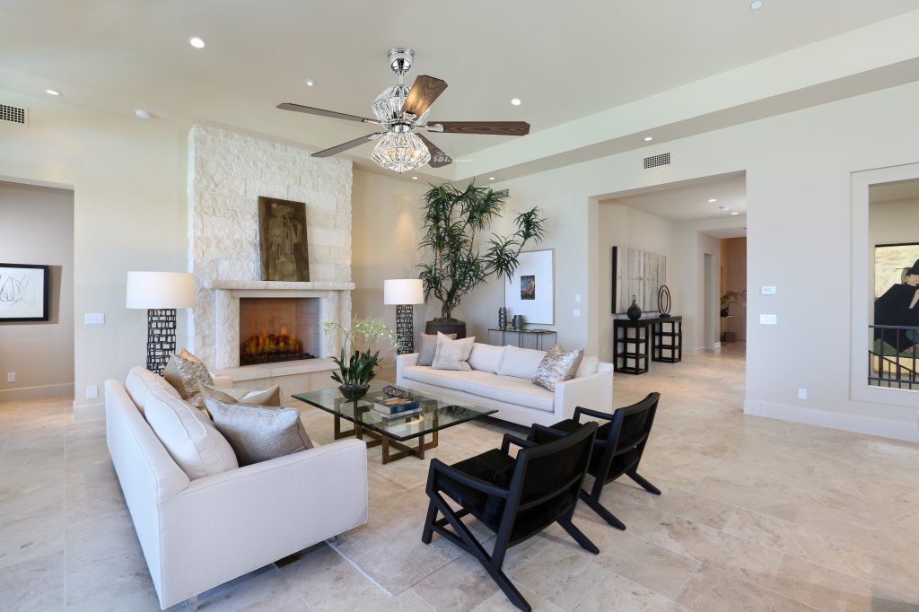 Quạt trần đèn 5 cánh chao pha lê trang trí phòng khách (4)